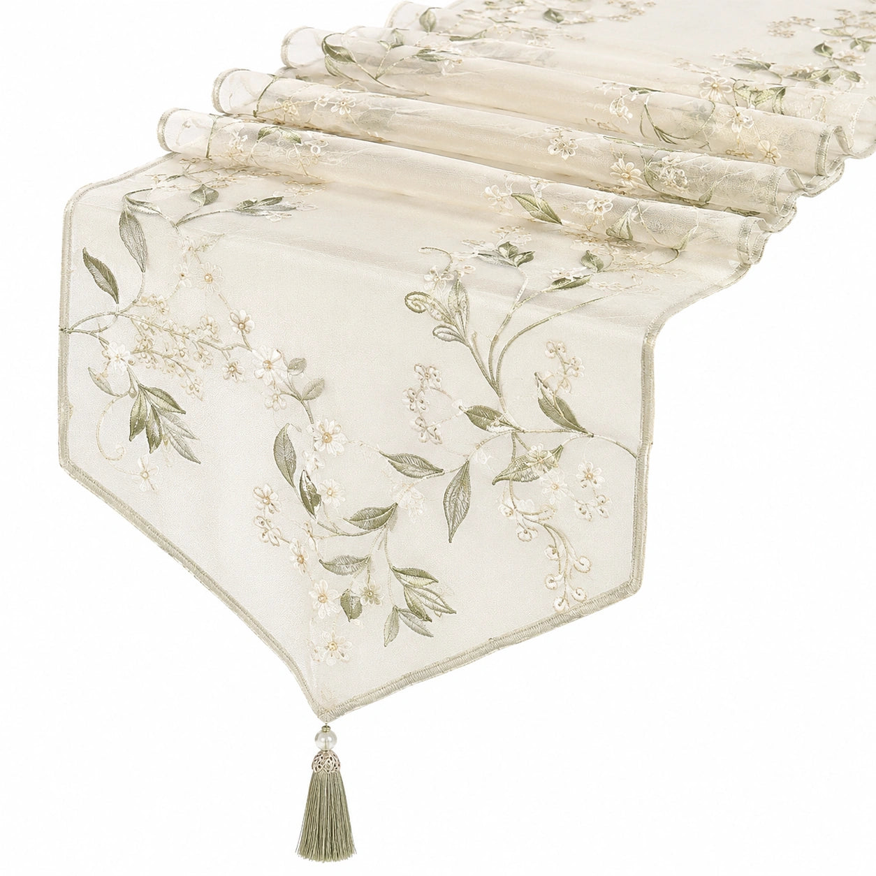 Chemin de table en organza avec motif floral brodé vert